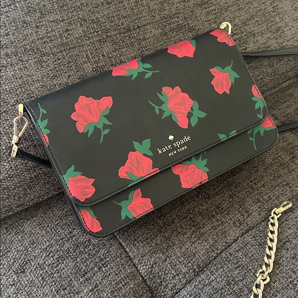 Madison Rose Toss Printed Flap Crossbody - Picture 3 of 6